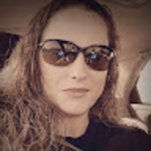 Meet your Posher, Leandra